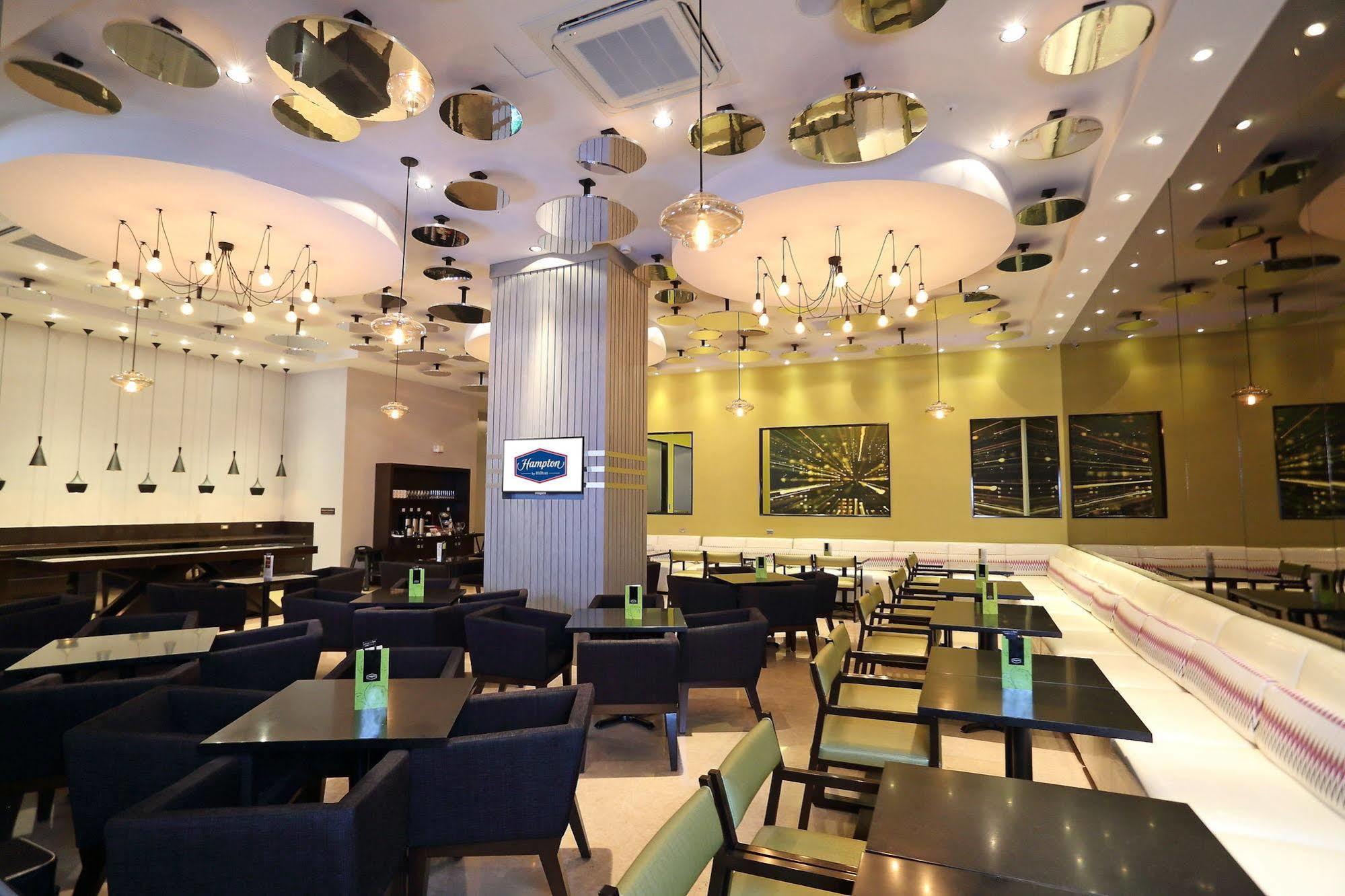 Hotel Hampton By Hilton
